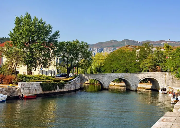 Apartment In 41603 Dramalj