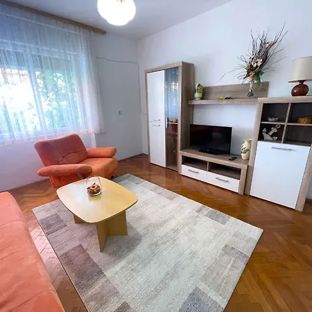 Apartment In 41603