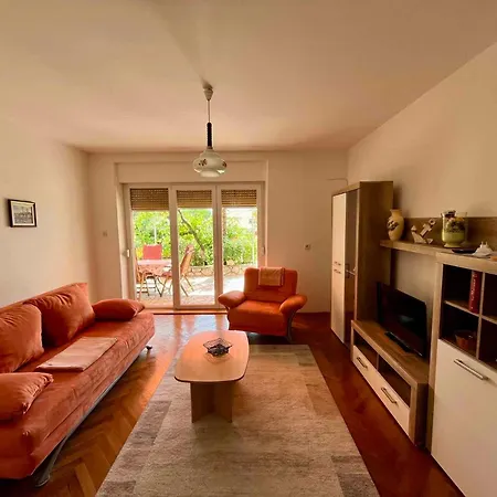 In 41603 Apartment