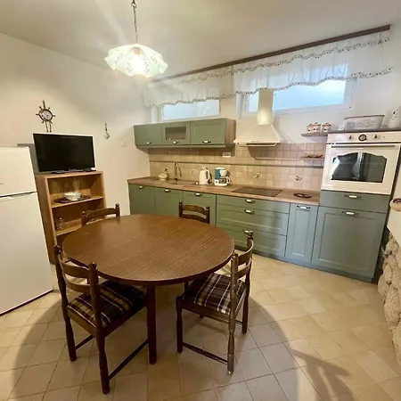 In 41603 Apartamento *